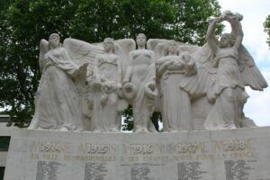 Le monument aux morts de Rambouillet
