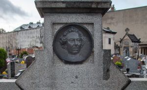 monument funéraire de l'abbé Macaire